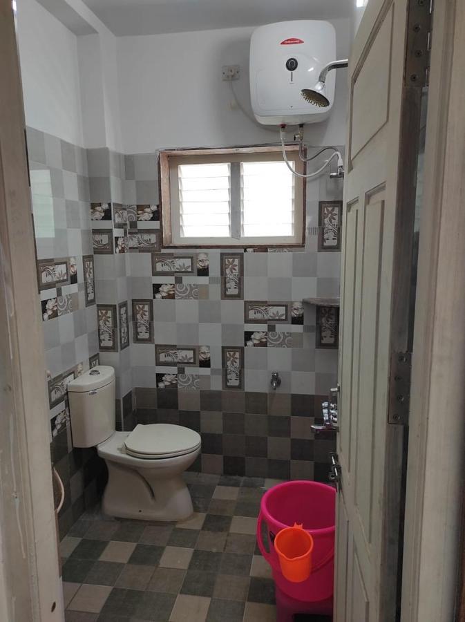 Sabari Residency Ξενοδοχείο Vālpārai Εξωτερικό φωτογραφία
