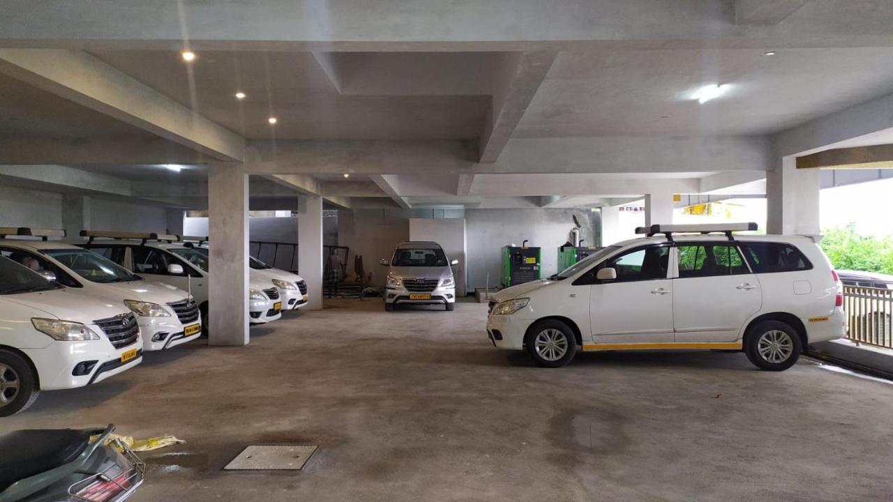 Sabari Residency Ξενοδοχείο Vālpārai Εξωτερικό φωτογραφία