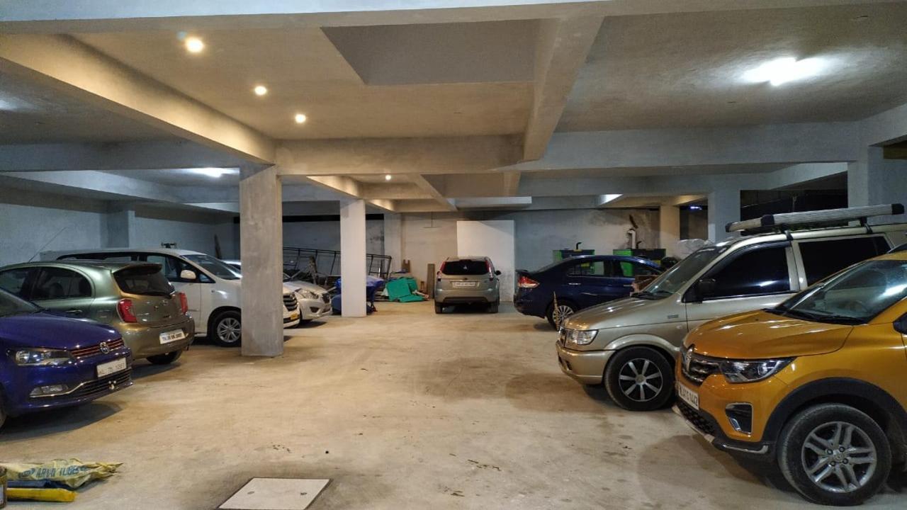 Sabari Residency Ξενοδοχείο Vālpārai Εξωτερικό φωτογραφία