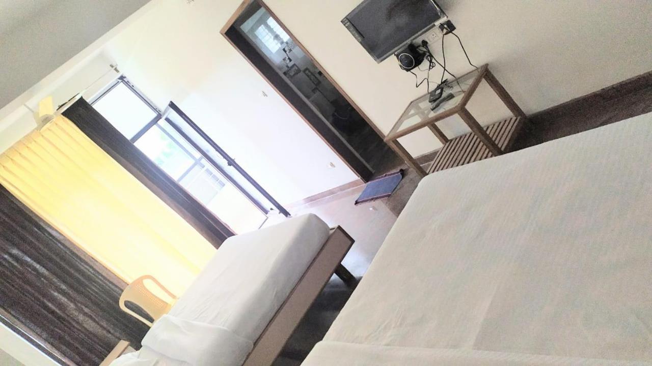 Sabari Residency Ξενοδοχείο Vālpārai Εξωτερικό φωτογραφία