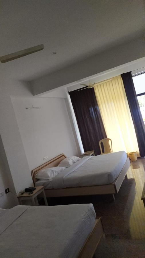 Sabari Residency Ξενοδοχείο Vālpārai Εξωτερικό φωτογραφία